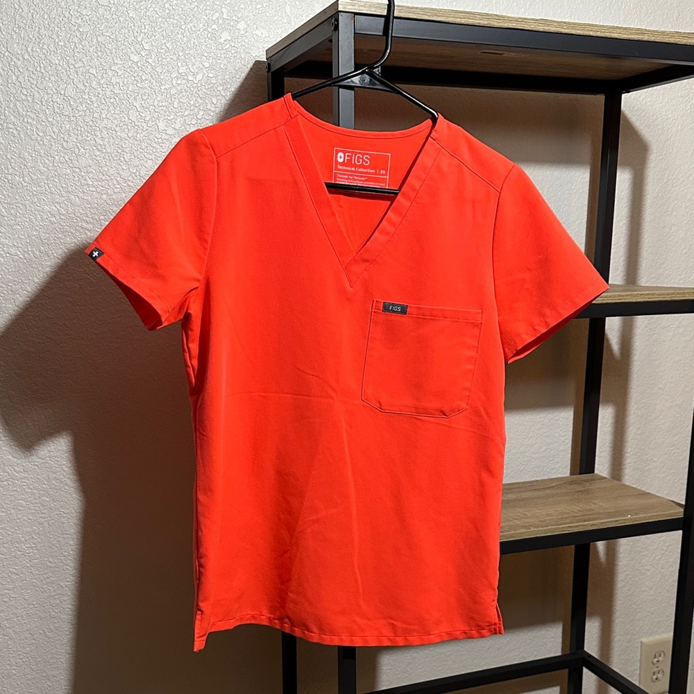 Figs Scrubs Catarina Fiery Coral